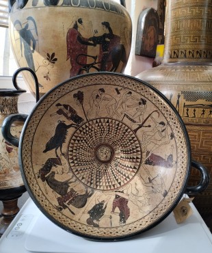 P2-40-821 Κλασσική περίοδος , Παλαίωση Νο.2, κύλικα 40cm.